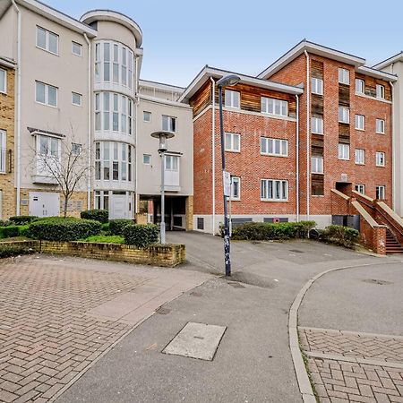 Kings Quarter - Four Bed Apartment - #0202 Maidenhead Bagian luar foto