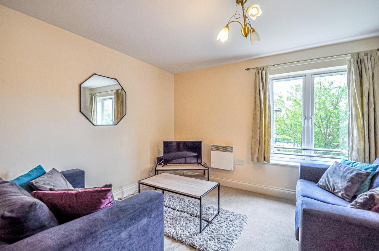 Kings Quarter - Four Bed Apartment - #0202 Maidenhead Bagian luar foto