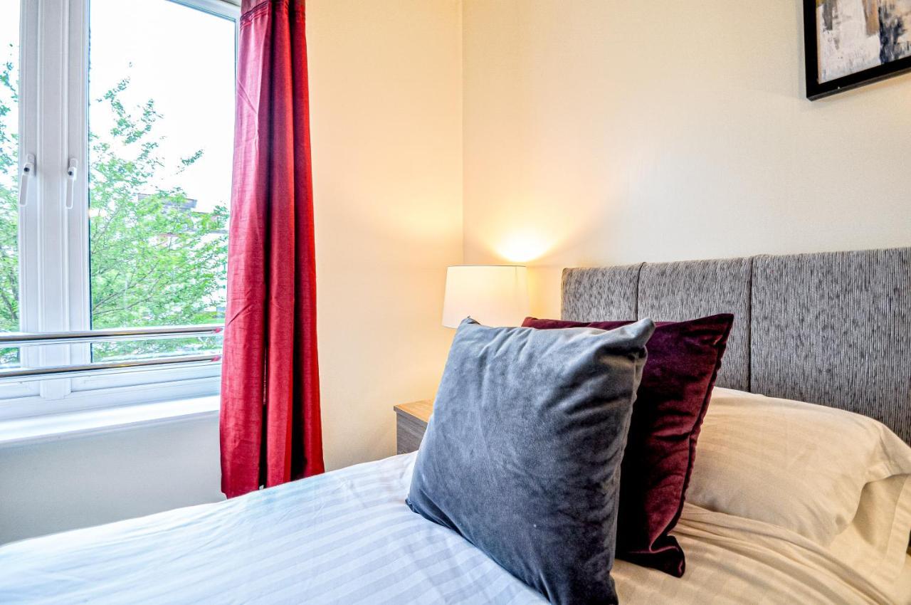 Kings Quarter - Four Bed Apartment - #0202 Maidenhead Bagian luar foto