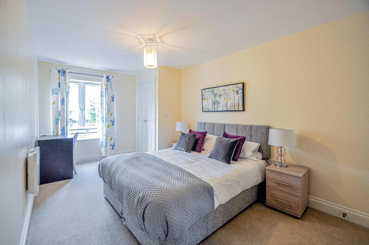 Kings Quarter - Four Bed Apartment - #0202 Maidenhead Bagian luar foto